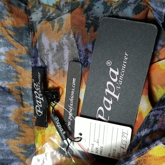 Papa Vancouver Women's Cut Off Shoulder All Over Print Button Up Blouse Size L - Picture 6 of 10